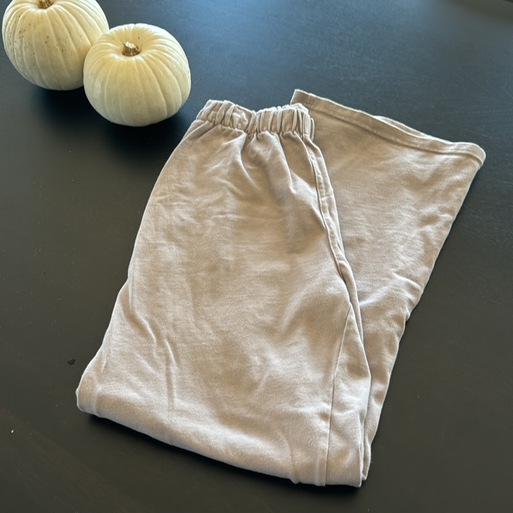 Brandy Melville flared sweatpants in soft lavender